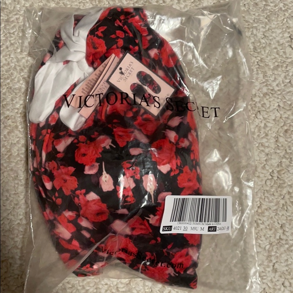 Victoria’s Secret Slippers